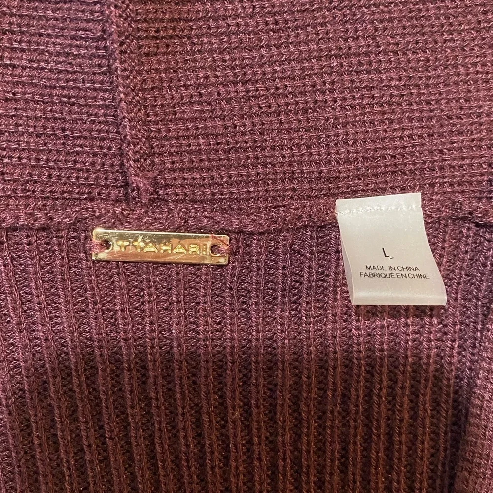 T Tahari Burgundy Cardigan open front 6% cashmere woman’s size large